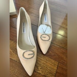 Vintage Manolo Blahnik Pumps worn 1 time